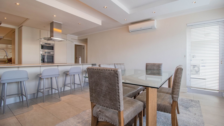 To Let 2 Bedroom Property for Rent in Fresnaye Western Cape